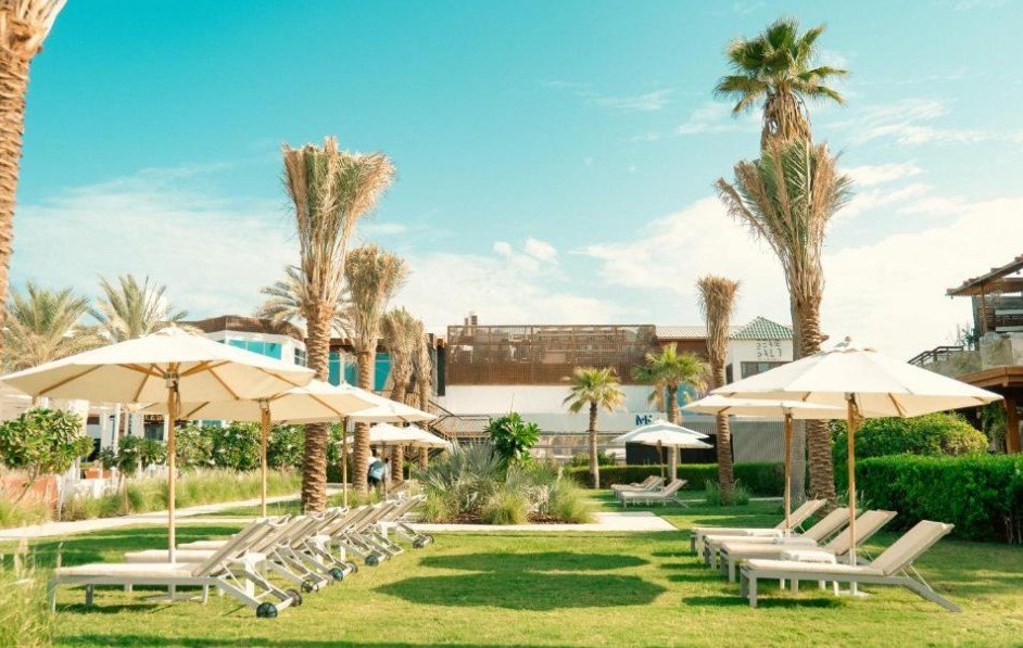 Dubai Marine Beach Resort & Spa