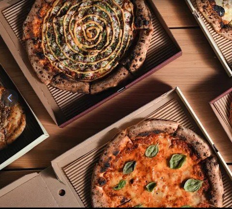 Moon Slice Pizza (Dar Wasl)