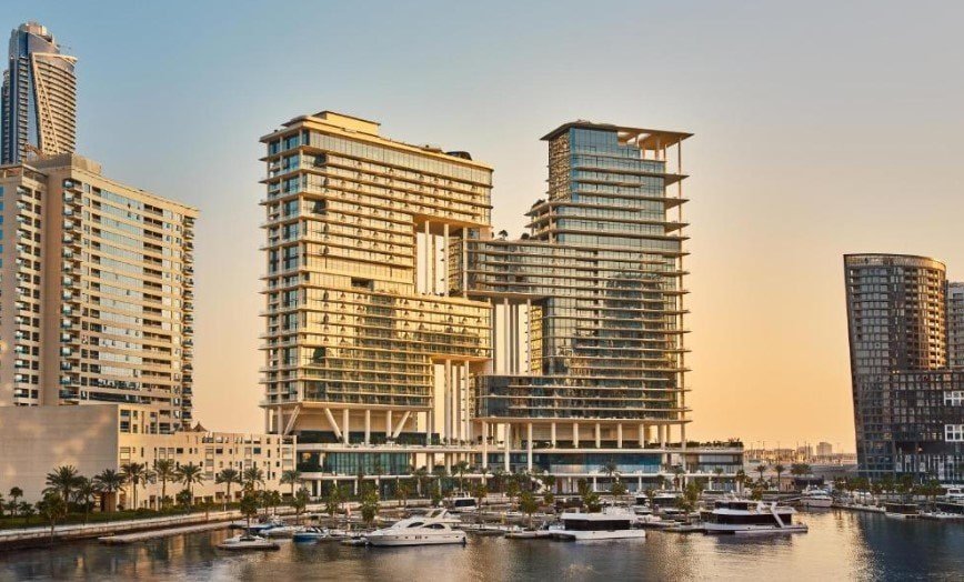 6. The Lana (Dorchester Collection) – Marasi Bay