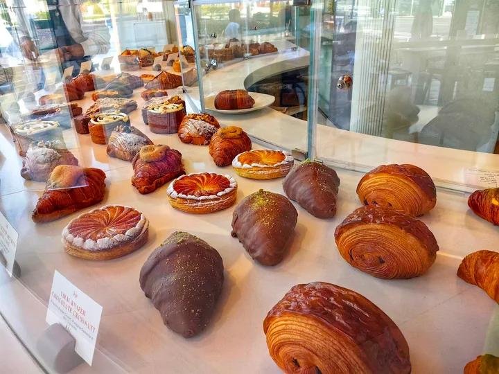 La Farine | Hotel Bakery / Patisserie