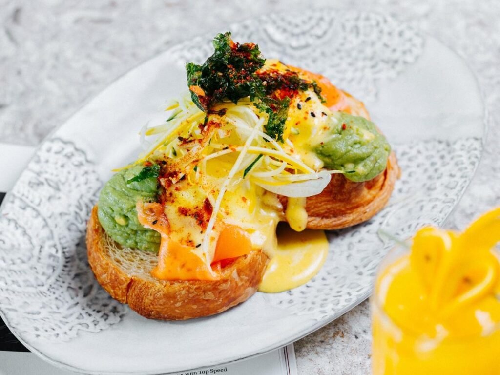 Mondoux | European-Style Café / All-Day Breakfast