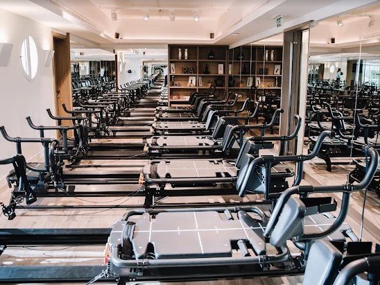 Reform Athletica    Boutique Reformer + Lagree Method..