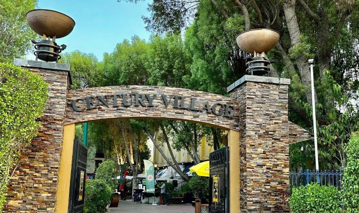 Century Village, Al Garhoud