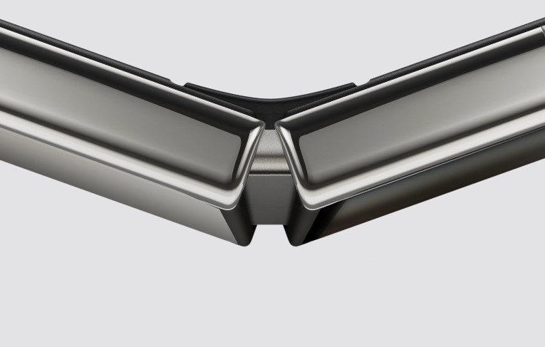 Performance Pro-level internals in a folding body